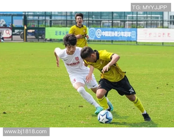 女足U19迎战越南队全力争胜展现青春风采与拼搏精神